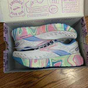 Brooks Gylcerin 8.5 running shoes